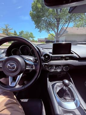 Blue 2017 Mazda MX-5 Miata Grand Touring