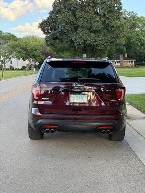 Brown 2019 Ford Explorer Sport