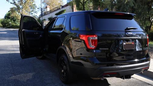 Black 2017 Ford Utility Police Interceptor Base