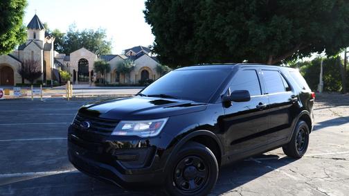 Black 2017 Ford Utility Police Interceptor Base