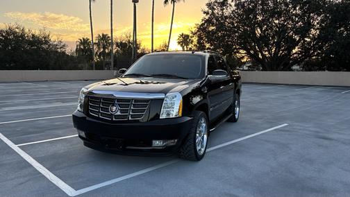 2012 Cadillac Escalade EXT Luxury
