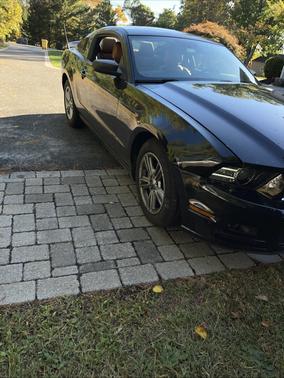 2013 Ford Mustang V6 Premium
