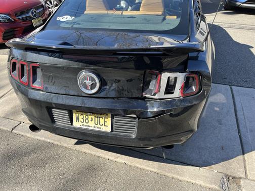 2013 Ford Mustang V6 Premium