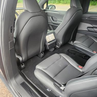 2024 Tesla Model X Plaid
