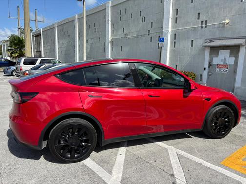 2022 Tesla Model Y Long Range