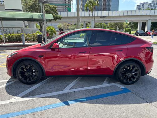 2022 Tesla Model Y Long Range