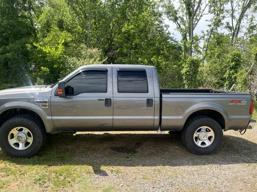 Gray 2010 Ford F-250 XLT Super Duty Crew Cab