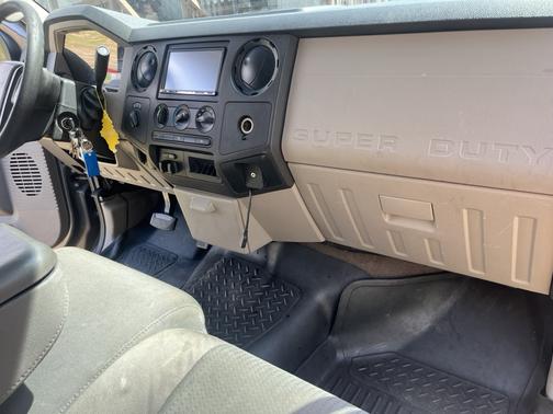 Gray 2010 Ford F-250 XLT Super Duty Crew Cab