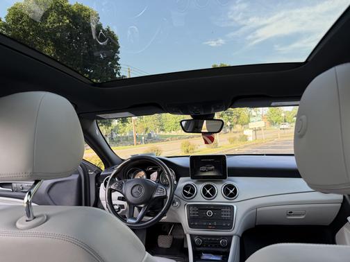 Gray 2017 Mercedes-Benz GLA 250 4MATIC