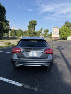 Gray 2017 Mercedes-Benz GLA 250 4MATIC