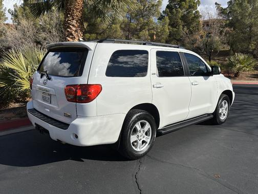 2012 Toyota Sequoia SR5