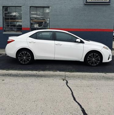 2014 Toyota Corolla S Plus