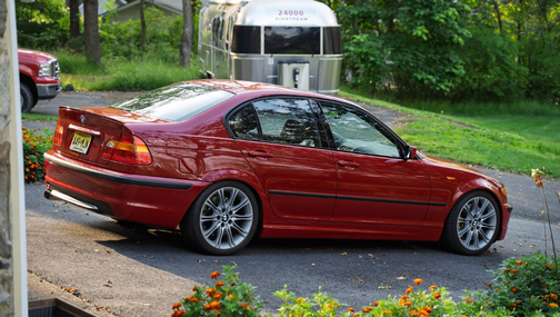 Red 2005 BMW 330 i