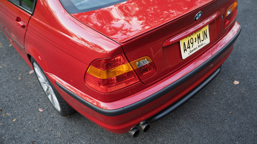 Red 2005 BMW 330 i