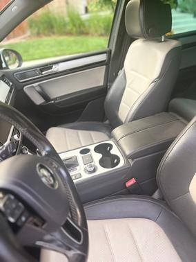 2017 Volkswagen Touareg V6 Wolfsburg Edition