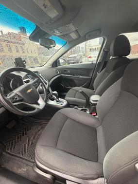 Black 2011 Chevrolet Cruze LT