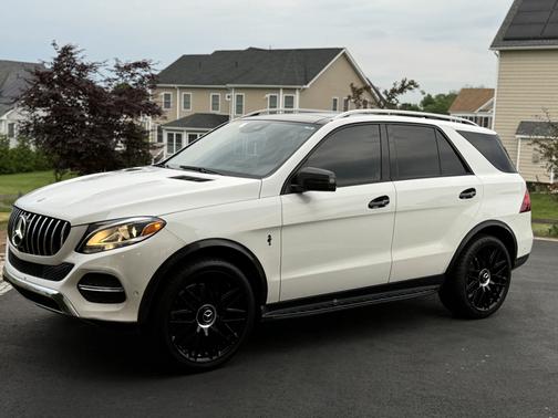 White 2017 Mercedes-Benz GLE 350 4MATIC