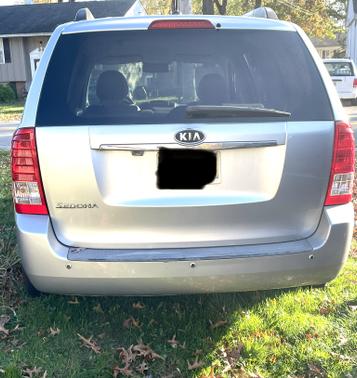 Silver 2011 Kia Sedona LX