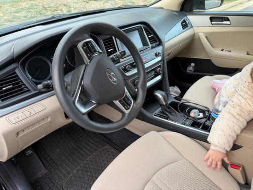 2019 Hyundai SONATA SE