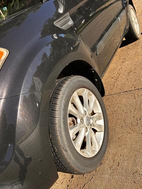 Black 2013 Kia Soul +