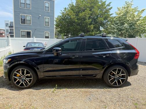 2022 Volvo XC60 Recharge Plug-In Hybrid T8 Polestar