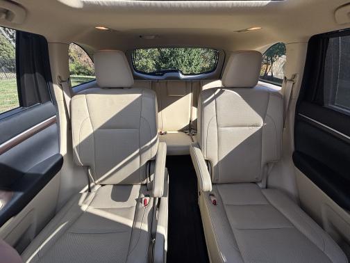 2015 Toyota Highlander Limited Platinum