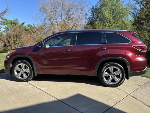 2015 Toyota Highlander Limited Platinum