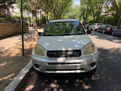 2005 Toyota RAV4 Base