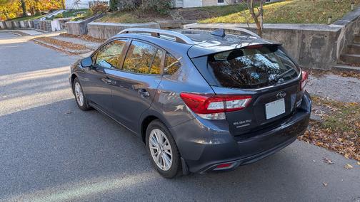 2017 Subaru Impreza 2.0i Premium