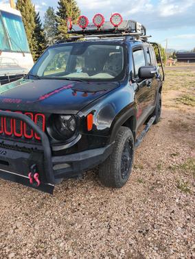 Black 2018 Jeep Renegade Trailhawk