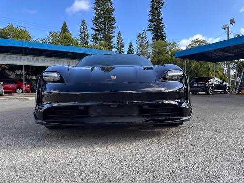 2022 Porsche Taycan Taycan 4 Cross Turismo