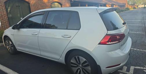 2019 Volkswagen e-Golf SE