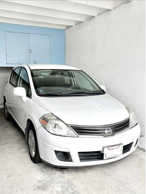 2012 Nissan Versa 1.8 S