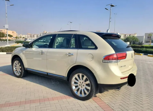 2014 Lincoln MKX Base