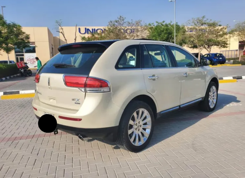 2014 Lincoln MKX Base