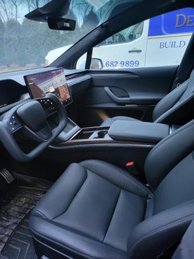 2023 Tesla Model X Base