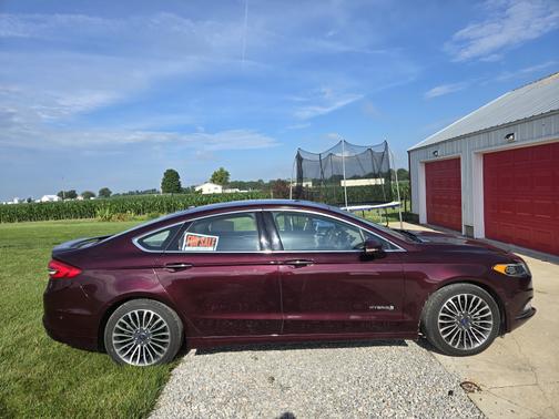2017 Ford Fusion Hybrid Platinum