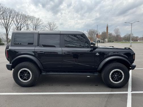 2022 Ford Bronco Outer Banks Advanced