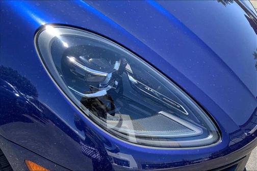 Blue 2024 Porsche Macan Macan S