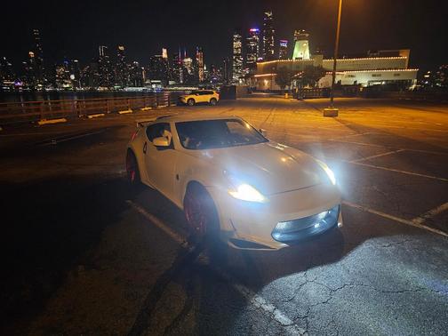White 2012 Nissan 370Z Base