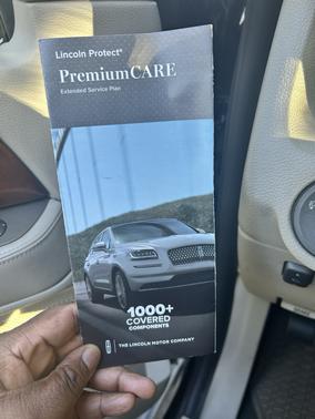 Black 2013 Lincoln Navigator Base
