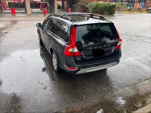 Black 2008 Volvo XC70 3.2
