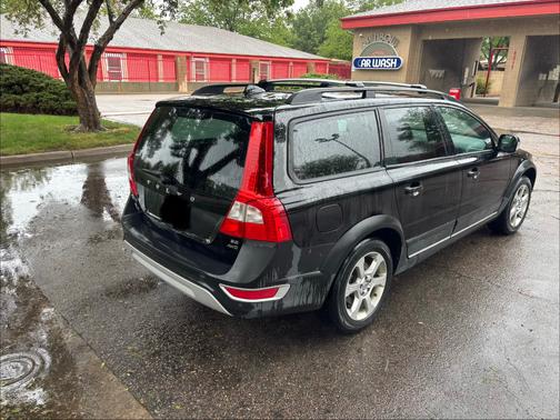 Black 2008 Volvo XC70 3.2