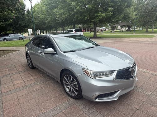 Silver 2018 Acura TLX V6