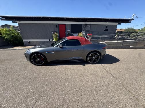 2016 Jaguar F-TYPE R