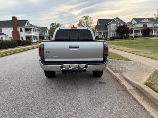 2014 Toyota Tacoma Base