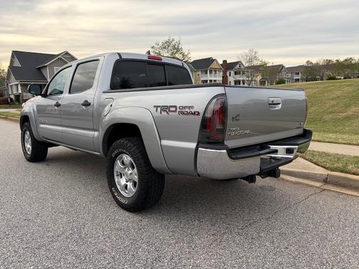 2014 Toyota Tacoma Base