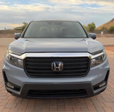 Gray 2023 Honda Ridgeline RTL