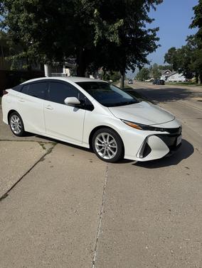 White 2017 Toyota Prius Prime Premium