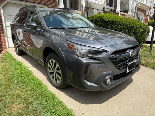 2024 Subaru Outback Premium
